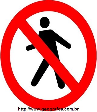 Placa Proibido Trânsito de Pedestres